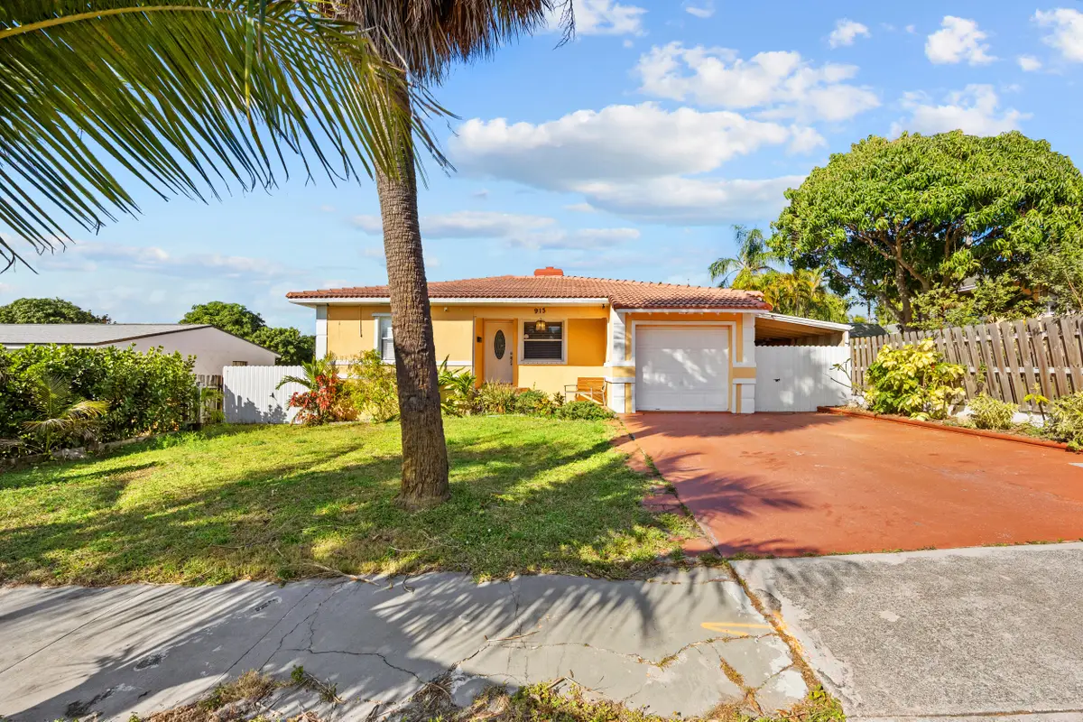 913 Bradley Court, West Palm Beach, FL 33405 - Image #1
