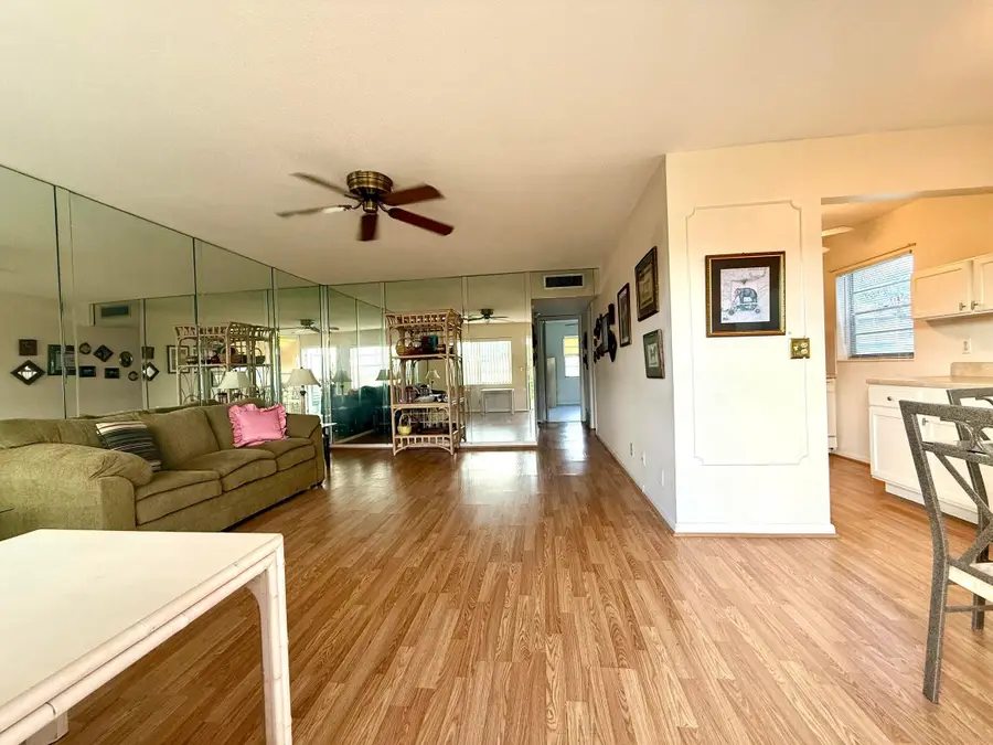148 Coventry G, West Palm Beach, FL 33417 - Image #3