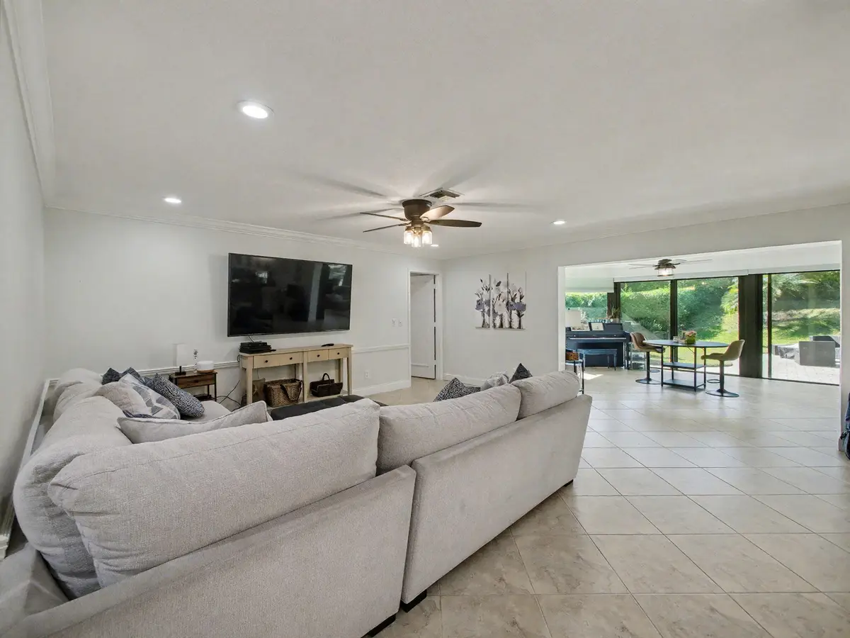 720 Muirfield Circle, Atlantis, FL 33462 - Image #1