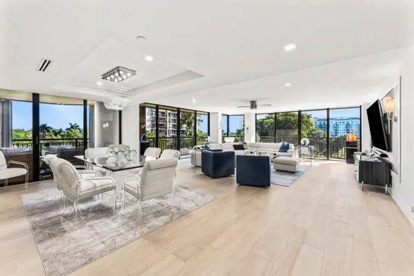 2427 Presidential Way #404, West Palm Beach, FL 33401