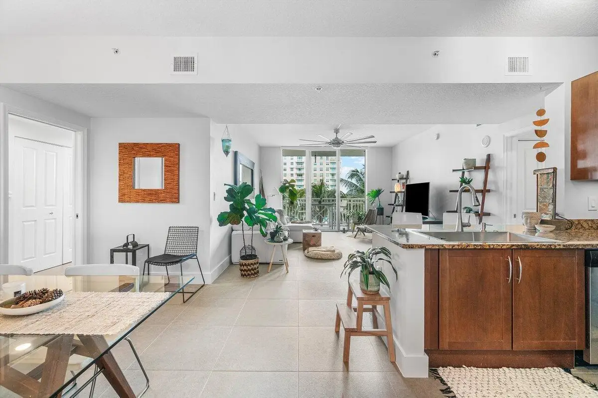 350 N Federal Highway #810, Boynton Beach, FL 33435 - Image #1