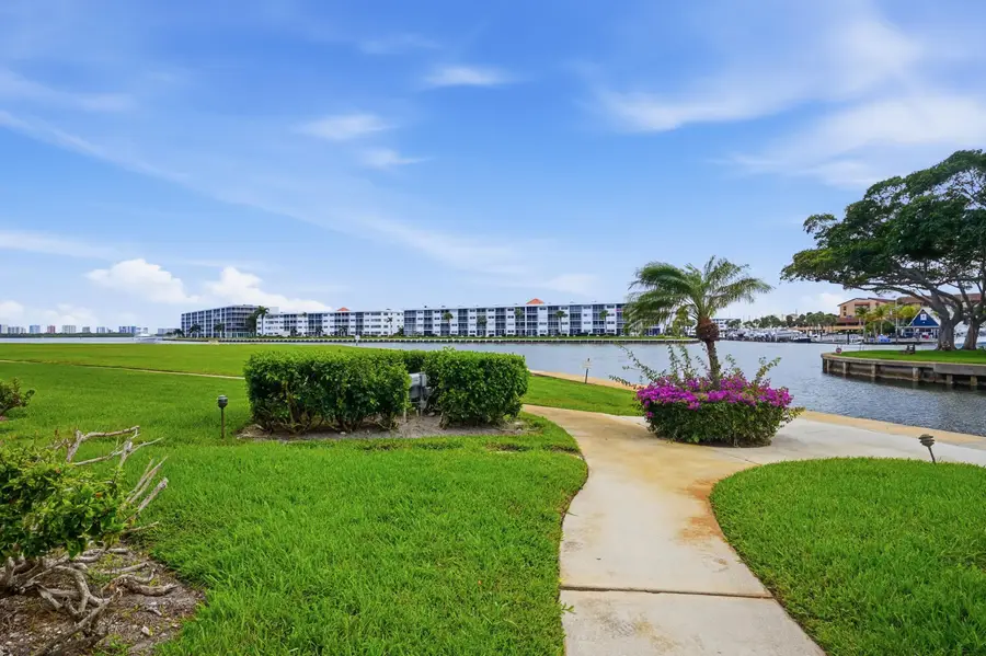 1109 E Marine Way E #L1l + Boat Slip 55, North Palm Beach, FL 33408 - #3