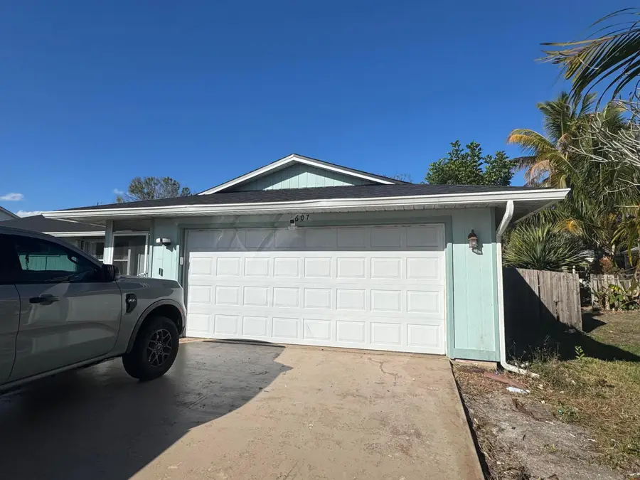 607 SE Dean Terrace, Port Saint Lucie, FL 34984 - Image #2