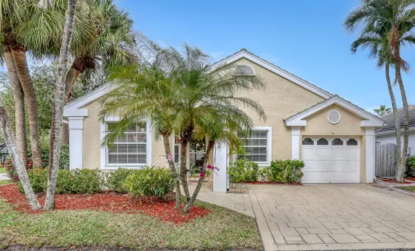 46 Governors Court, Palm Beach Gardens, FL 33418