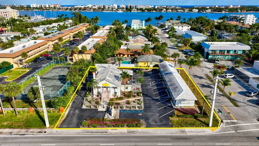 704 N Dixie Highway, Lantana, FL 33462 - Image #2