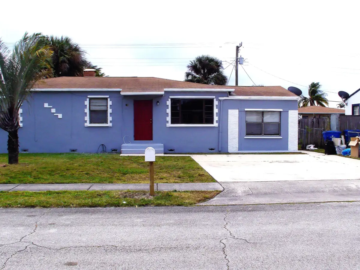 241 W 27th Street, Riviera Beach, FL 33404 - Image #1