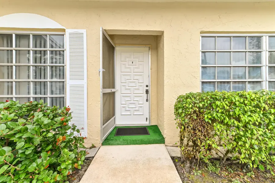 13988 Via Flora #B, Delray Beach, FL 33484 - Image #3