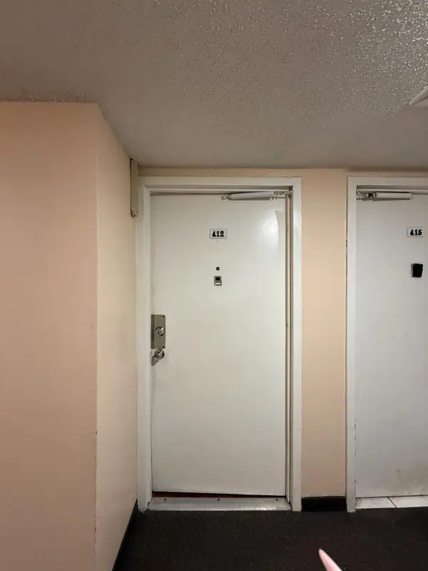 750 NW 43rd Avenue #412, Miami, FL 33126