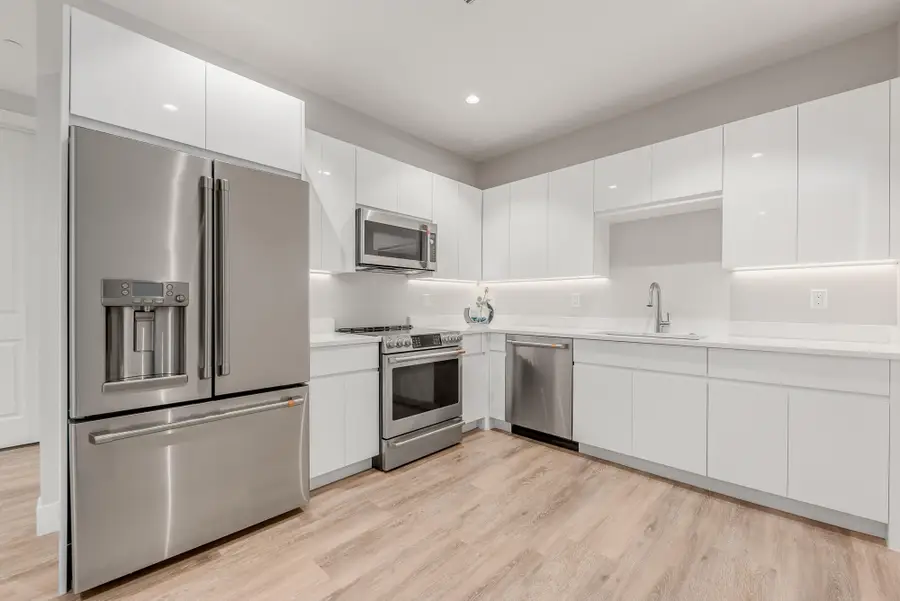 41 SW Seminole Street #204, Stuart, FL 34994 - Image #3