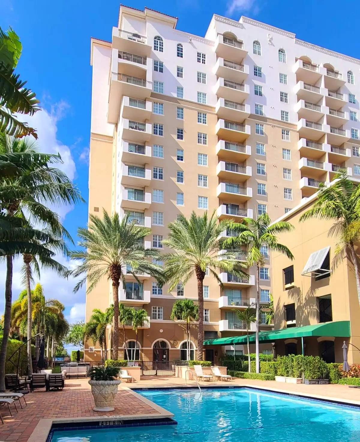 616 Clearwater Park Road #Apt 812, West Palm Beach, FL 33401 - Image #1