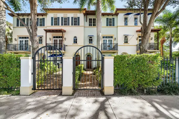 3281 Estancia Lane, Boynton Beach, FL 33435