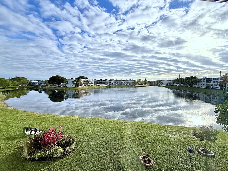 3082 Oakridge U, Deerfield Beach, FL 33442 - Image #2