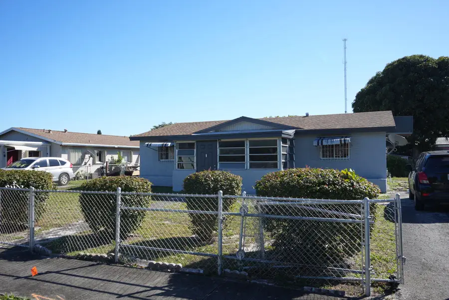 2614 NW 25th Street Nw, Fort Lauderdale, FL 33311 - #2