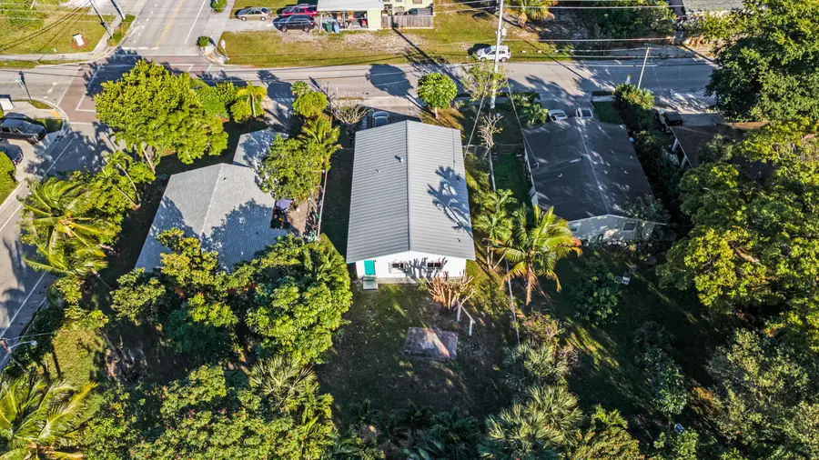 3443 NE 3rd Avenue, Oakland Park, FL 33334 - Image #3