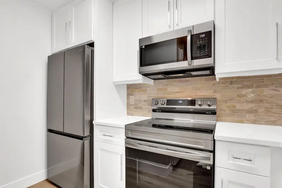 3402 Gardens East Drive #19a, Palm Beach Gardens, FL 33410 - Image #3