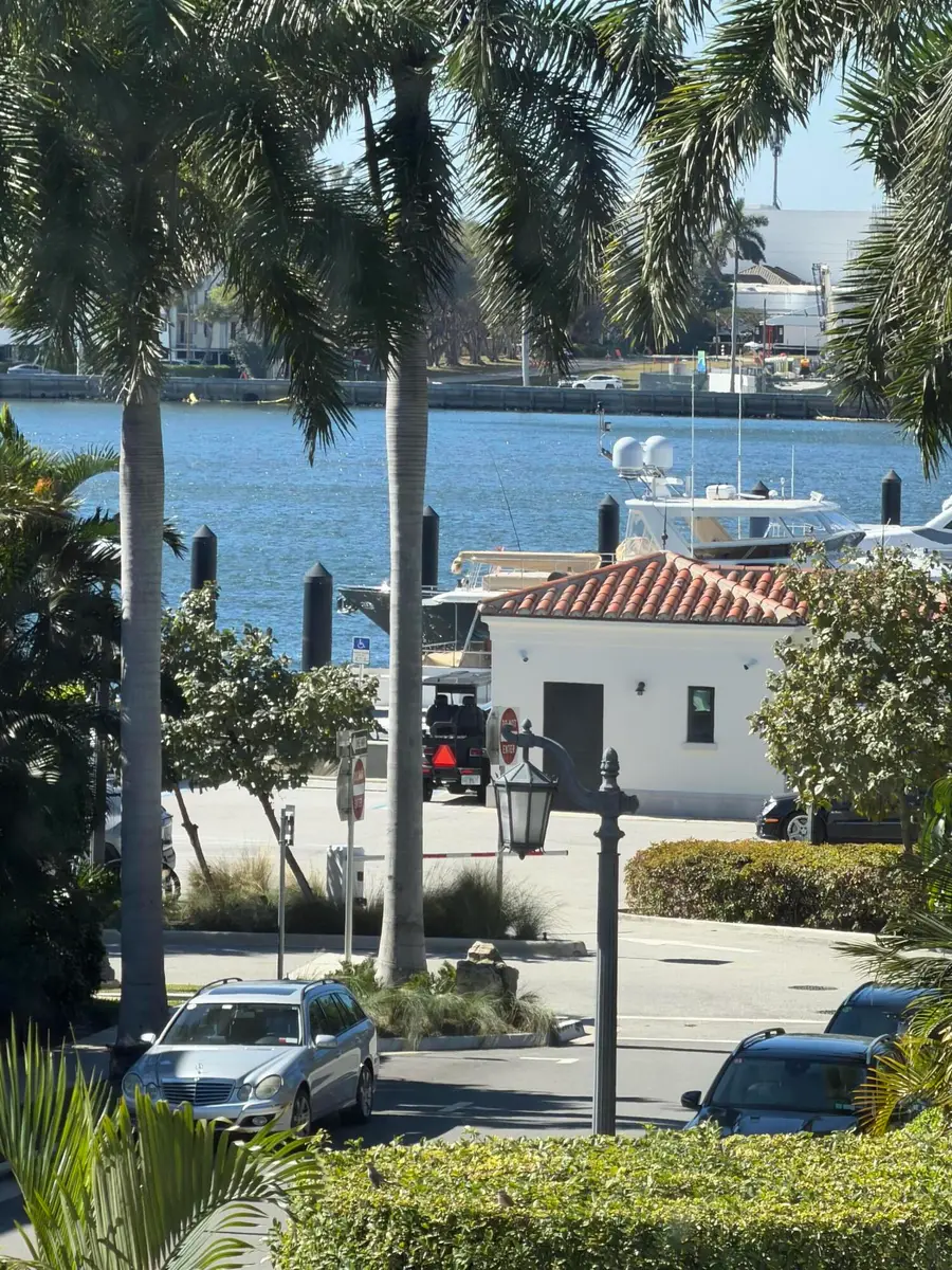 389 S Lake Drive #3h, Palm Beach, FL 33480 - Image #3