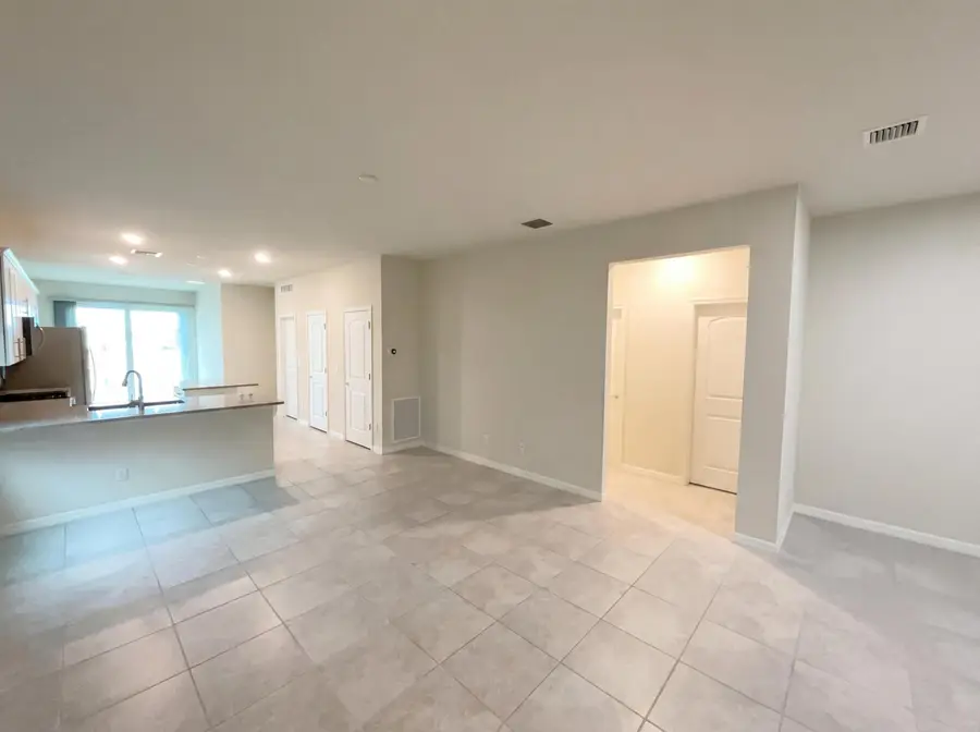 10214 SW Captiva Drive, Port Saint Lucie, FL 34987 - Image #3