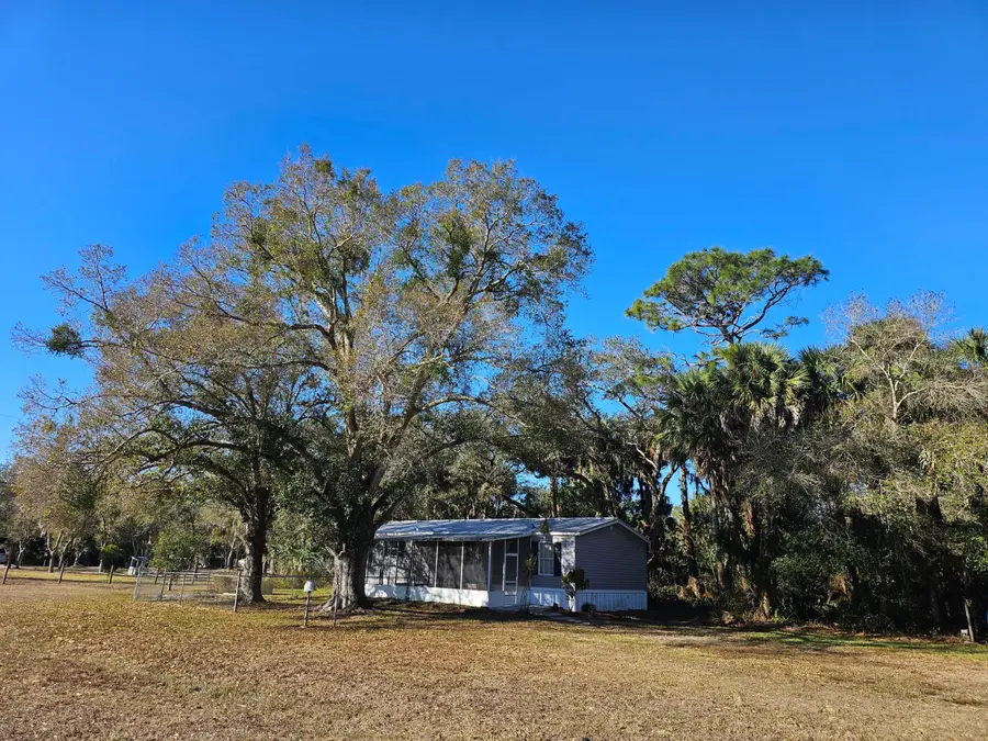 375 NE 70th Avenue, Okeechobee, FL 34974 - Image #2