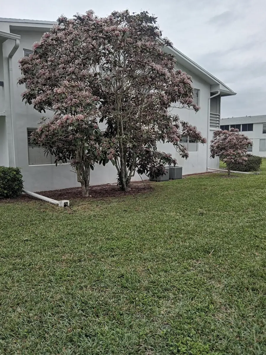 302 Markham E #302, Deerfield Beach, FL 33442 - Image #3