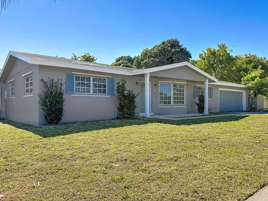 262 Gulfstream Boulevard, Delray Beach, FL 33444 - Image #2