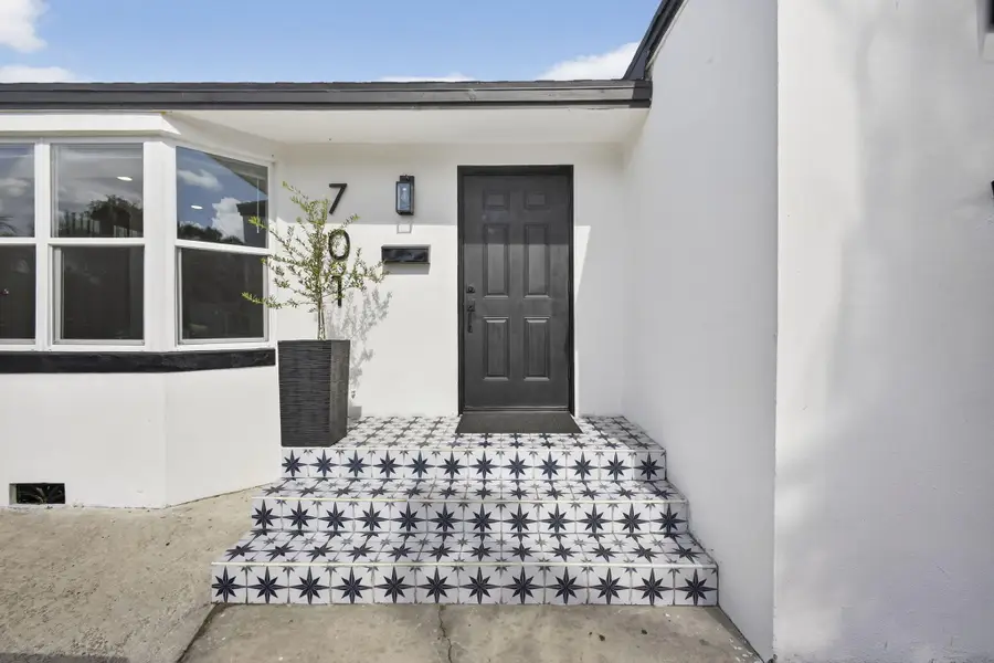 701 37th Street, West Palm Beach, FL 33407 - #3