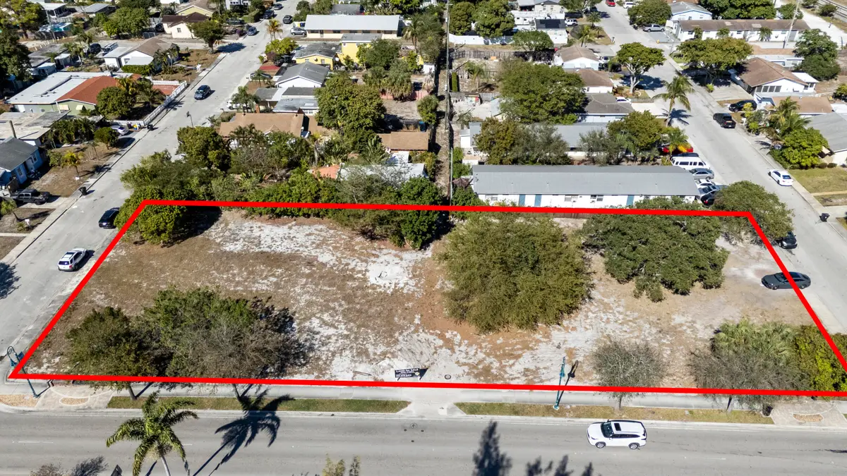 1212 10th Avenue N, Lake Worth Beach, FL 33460 - Image #1
