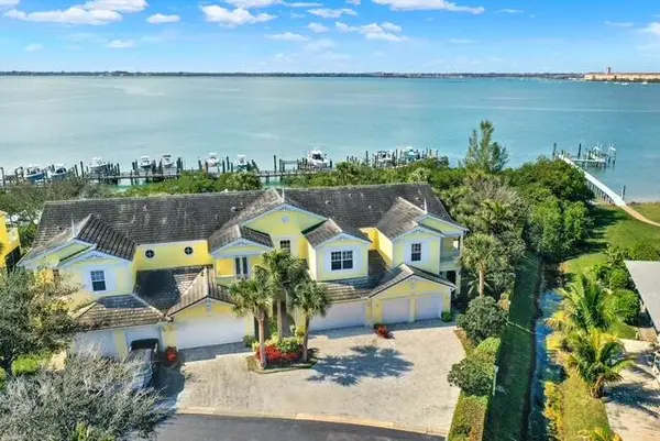 1002 Mariner Bay Boulevard #1002, Hutchinson Island, FL 34949