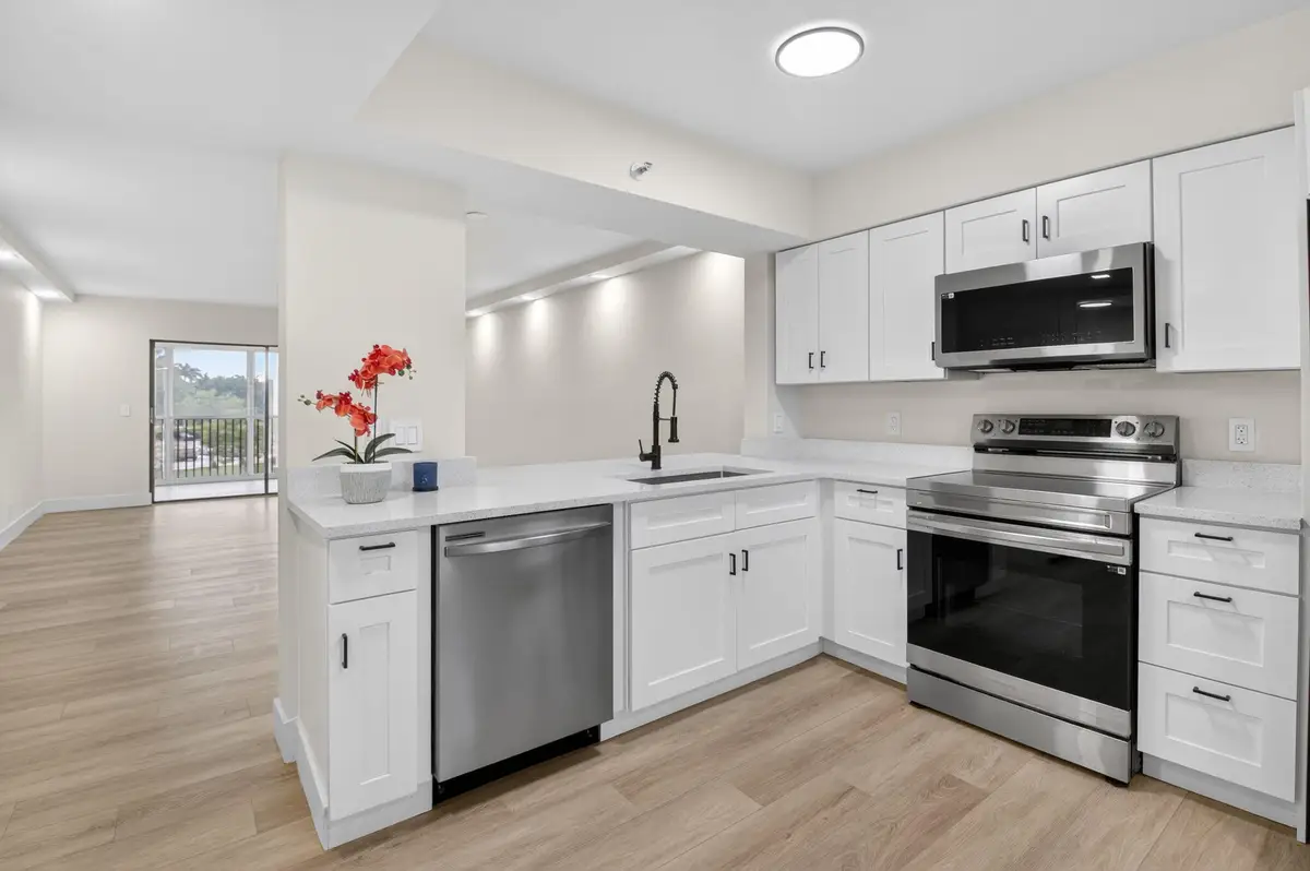 14475 Strathmore Lane #305, Delray Beach, FL 33446 - Image #1