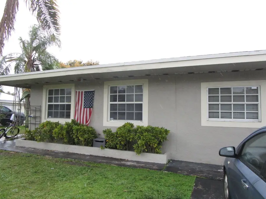 1145 W 27th Street, West Palm Beach, FL 33404 - #2