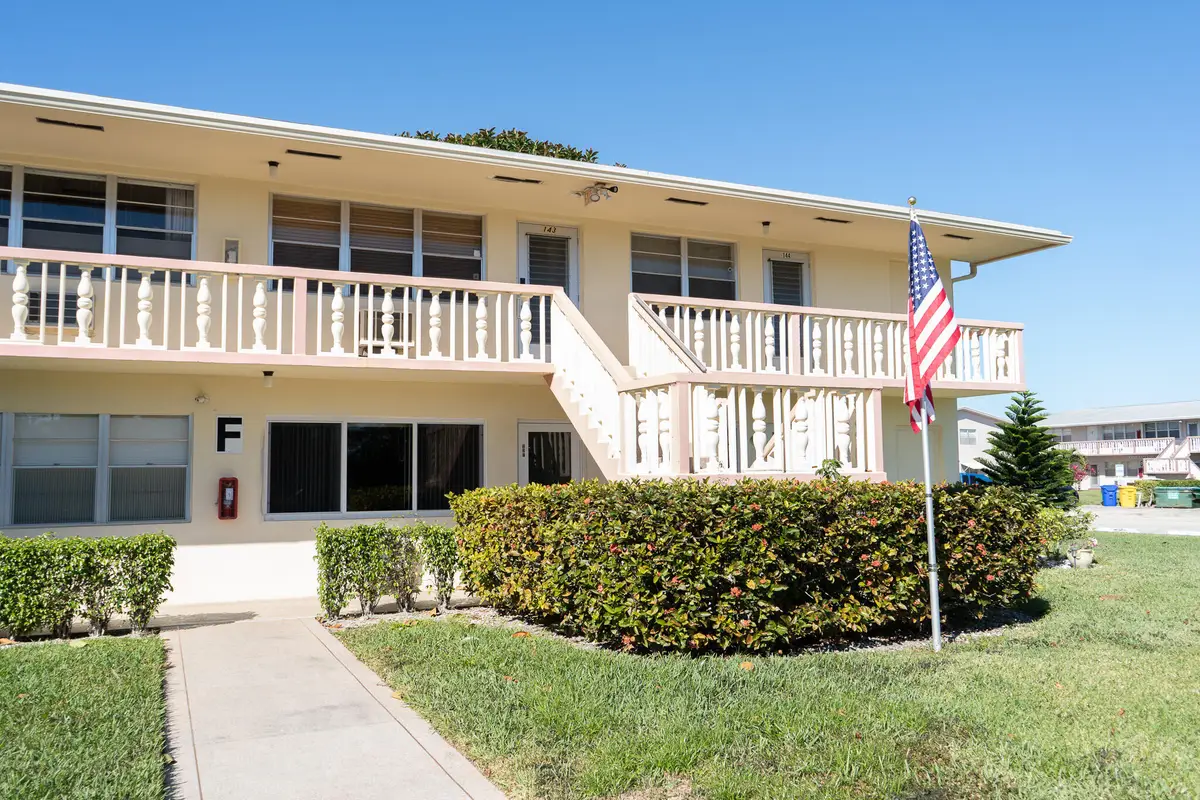 131 Easthampton F, West Palm Beach, FL 33417 - Image #1
