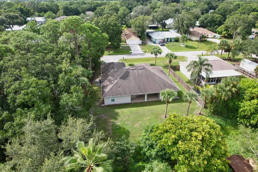 443 Lanfair Avenue, Sebastian, FL 32958 - Image #3