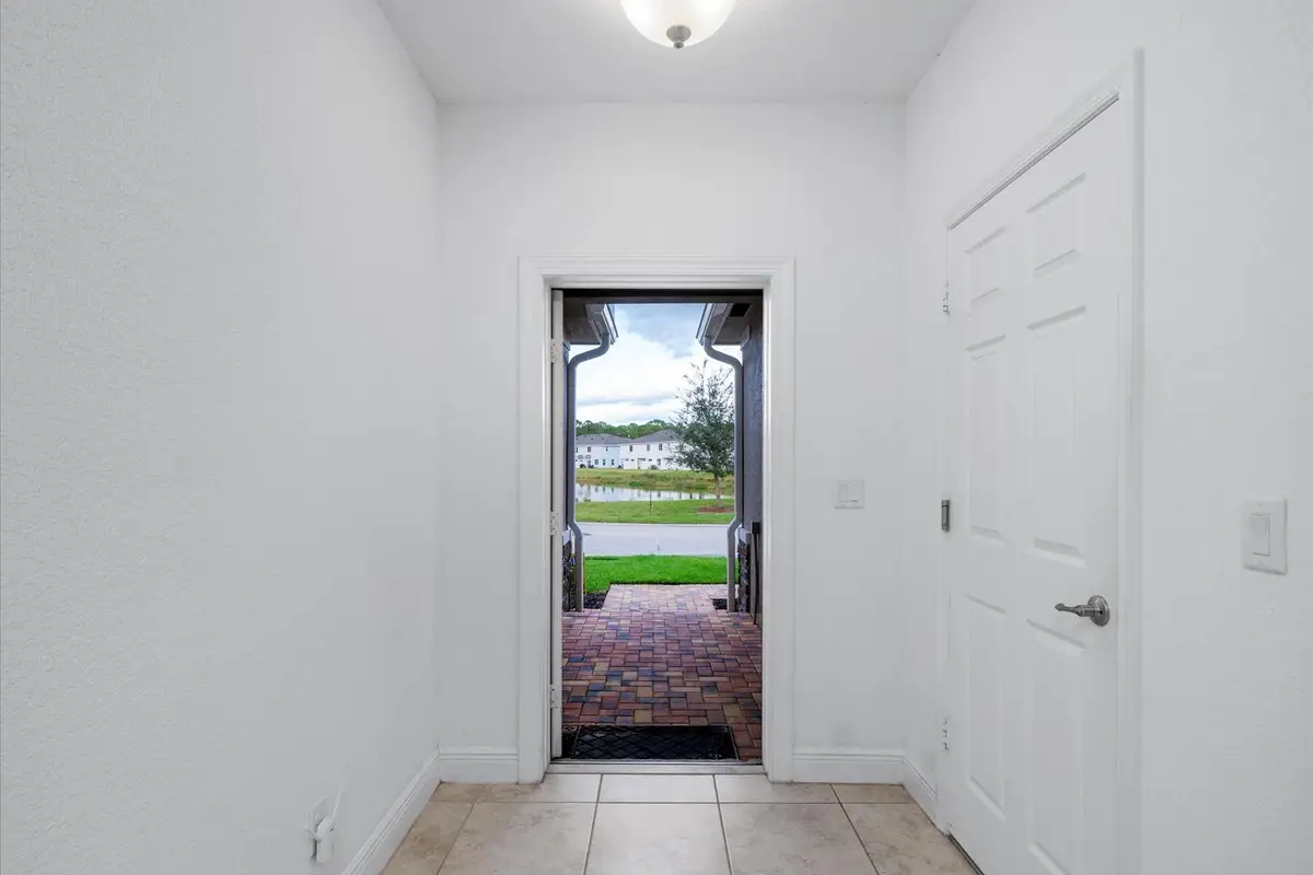 1007 NE Trailside Run Run, Port Saint Lucie, FL 34983 - Image #1