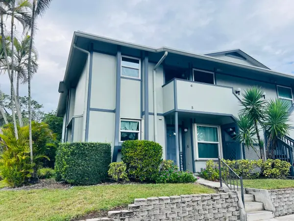 8388 SE Croft Circle #P-6, Hobe Sound, FL 33455