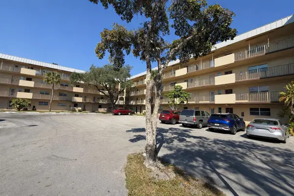 6301 N Falls Cir Drive #307, Lauderhill, FL 33319