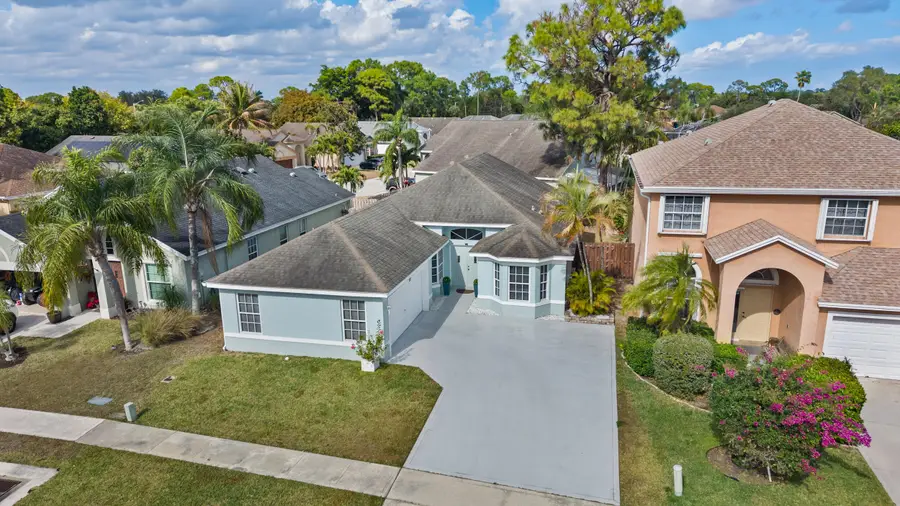 103 Saratoga Boulevard E, West Palm Beach, FL 33411 - #2