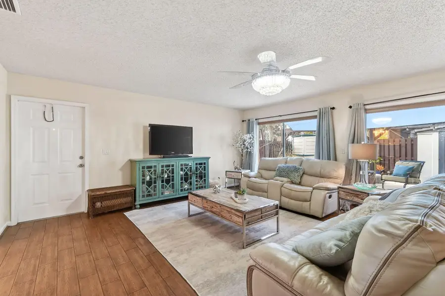 111 Weybridge Circle #C, Royal Palm Beach, FL 33411 - Image #3