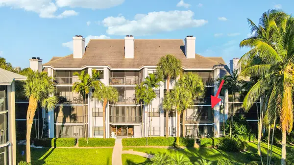 122 Bay Colony Drive N, Juno Beach, FL 33408