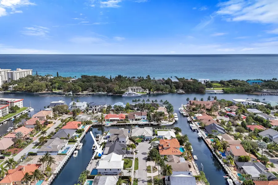 3001 NE 47th Street, Lighthouse Point, FL 33064 - Image #2