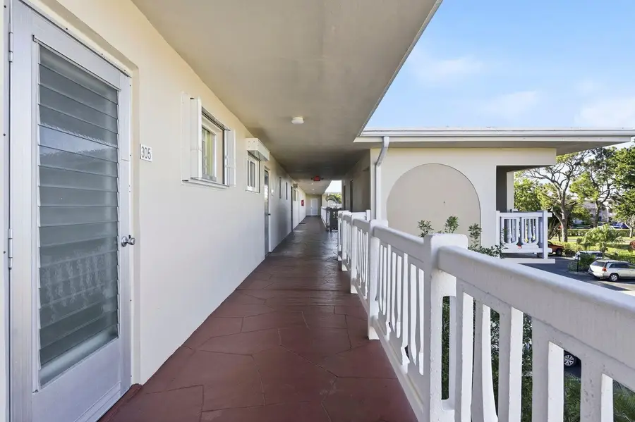 2615 N Garden Drive #305, Lake Worth, FL 33461 - #2