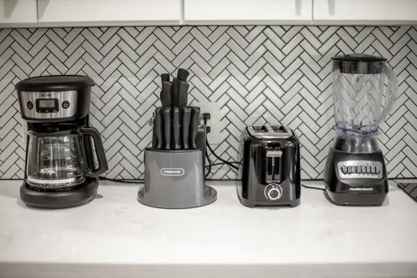 210 SE Park Street, Dania Beach, FL 33004