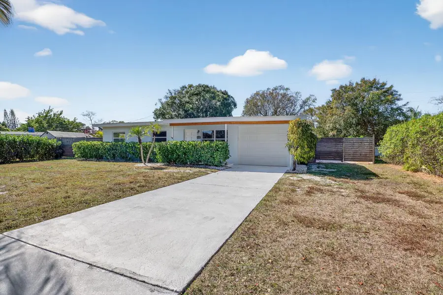 1932 Cedarwood Drive, Melbourne, FL 32935 - Image #2