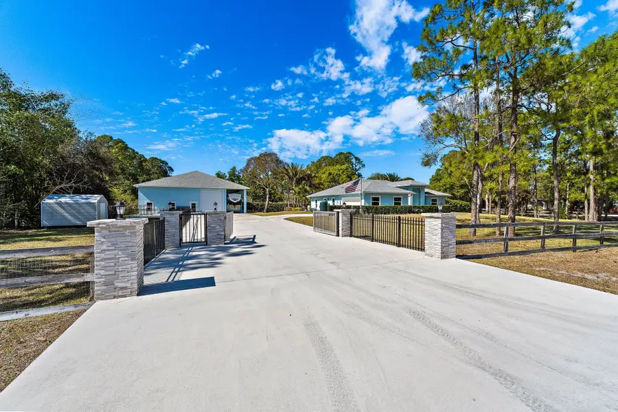 2505 162nd Drive N, Loxahatchee, FL 33470 - Image #2