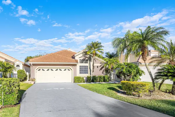 12902 Touchstone Place, Palm Beach Gardens, FL 33418