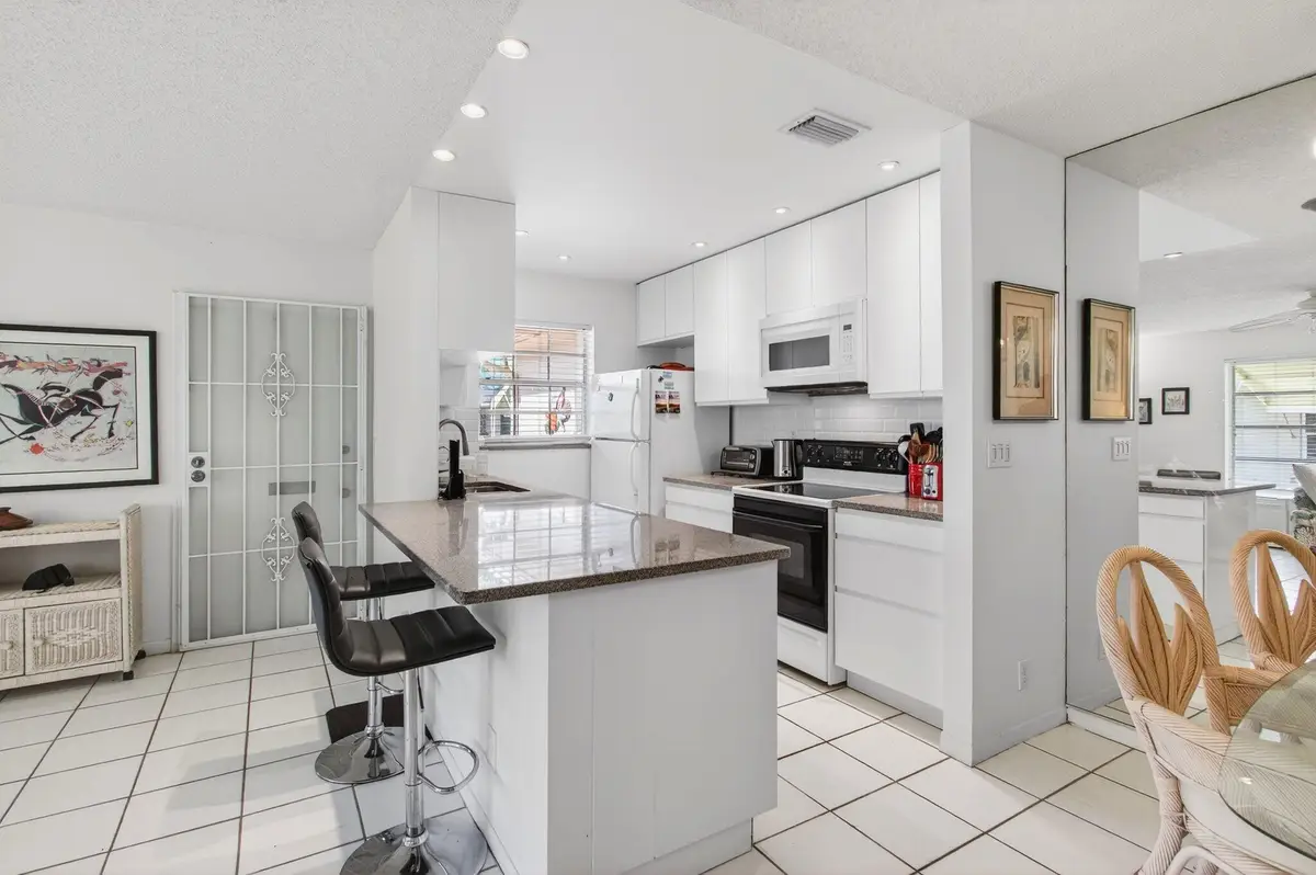 1327 High Point Way Se #D, Delray Beach, FL 33445 - #1