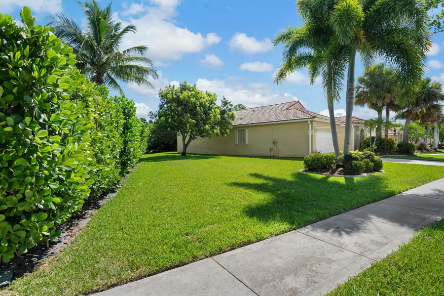 6980 SE Twin Oaks Circle, Stuart, FL 34997 - Image #2