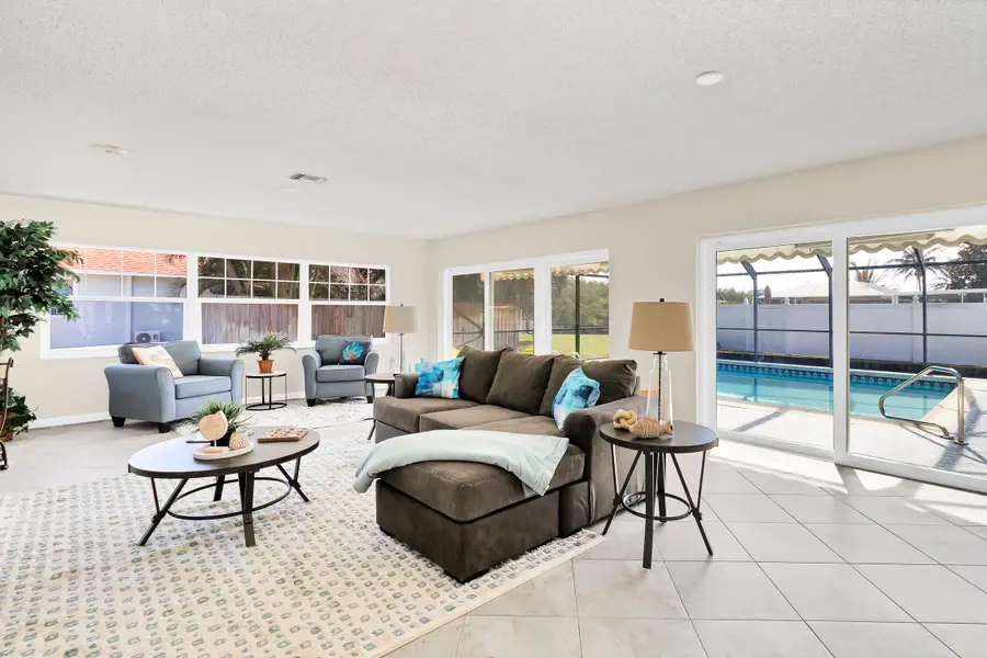 1904 6th Avenue Se, Vero Beach, FL 32962 - #3