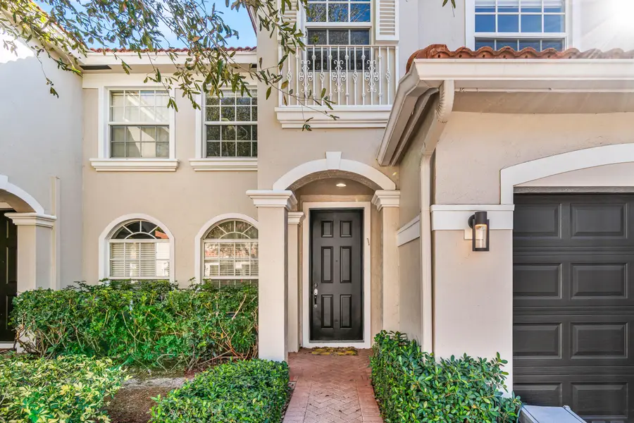 16088 Poppyseed Circle #303, Delray Beach, FL 33484 - Image #2