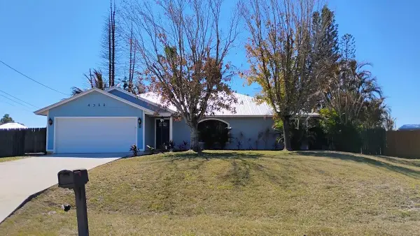 4322 SW Jarmer Road, Port St Lucie, FL 34953