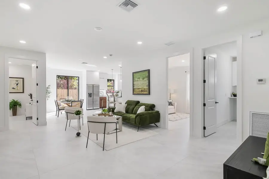 4720 Pine Cone Lane, West Palm Beach, FL 33417 - Image #3