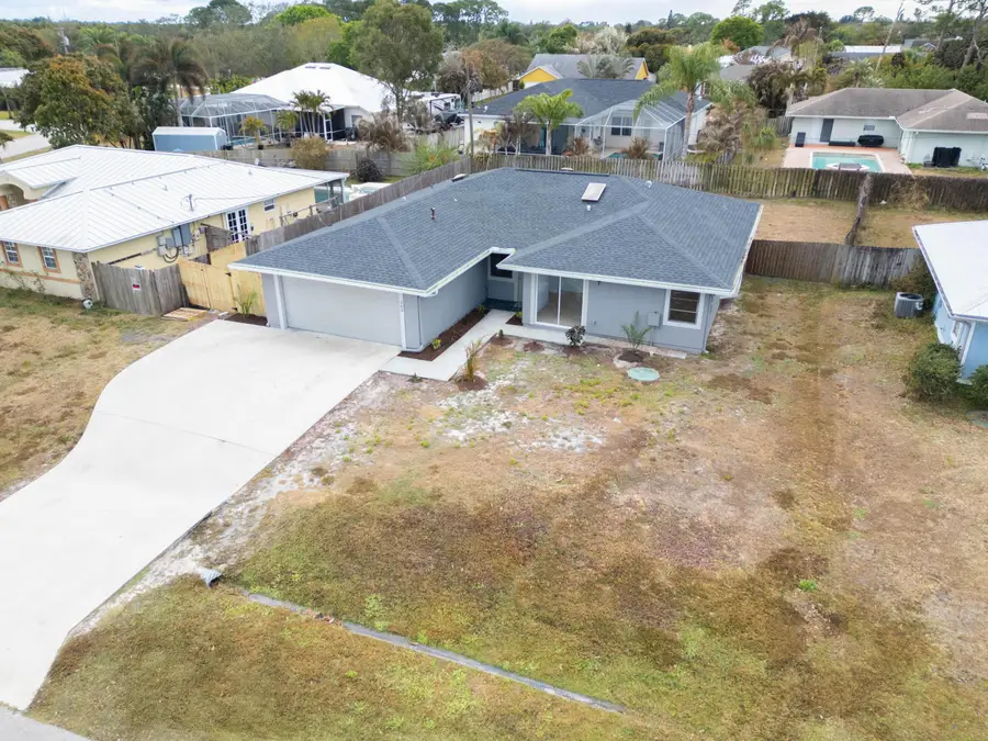 382 NE Genesee Avenue, Port Saint Lucie, FL 34983 - Image #2